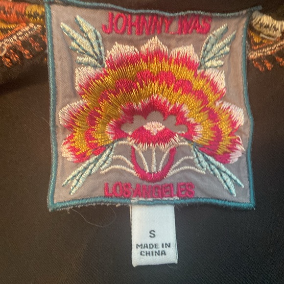 Johnny Was Velvet Top - Picture 6 of 7